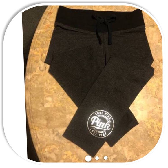 PINK Victoria's Secret Pants - PINK Victoria’s Secret Yoga Crop Legging